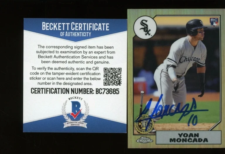 YOAN MONCADA AUTOGRAPHED 2017 TOPPS CHROME ROOKIE BASEBALL CARD (BECKETT COA)