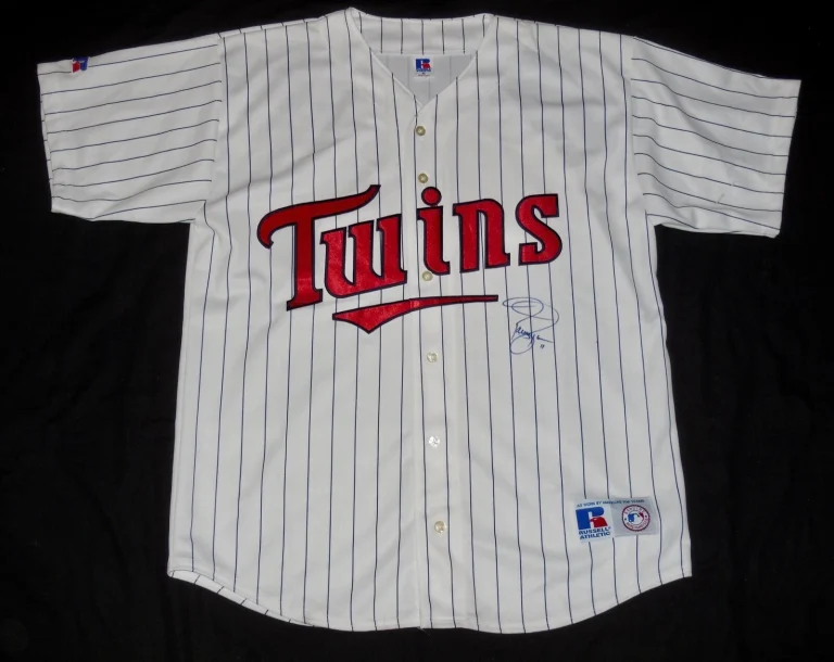 JACQUE JONES AUTOGRAPHED JERSEY (MINNESOTA TWINS) - Outfielder 1999-2005!