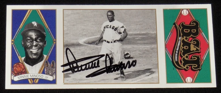 MINNIE MINOSO AUTOGRAPHED 1993 UPPER DECK ALL-TIME HEROES CARD (WHITE SOX)