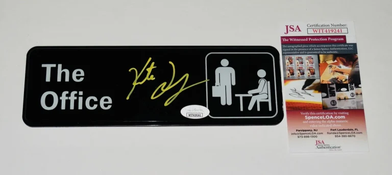 KATE FLANNERY AUTOGRAPHED DOOR SIGN (THE OFFICE - MEREDITH PALMER) - JSA COA!