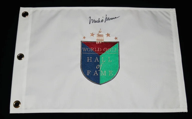 MARK O'MEARA AUTOGRAPHED WORLD HALL OF FAME GOLF FLAG (2015 HOF) - W/ COA!