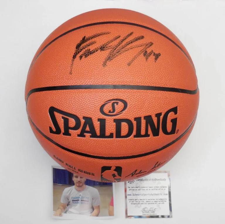 FRANK KAMINSKY AUTOGRAPHED FULL SIZED BASKETBALL (HORNETS) W/ COA & PROOF!