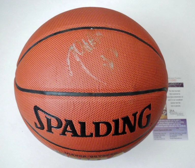 JOHN WALL AUTOGRAPHED FULL SIZED SPALDING BASKETBALL (WIZARDS) - JSA COA!
