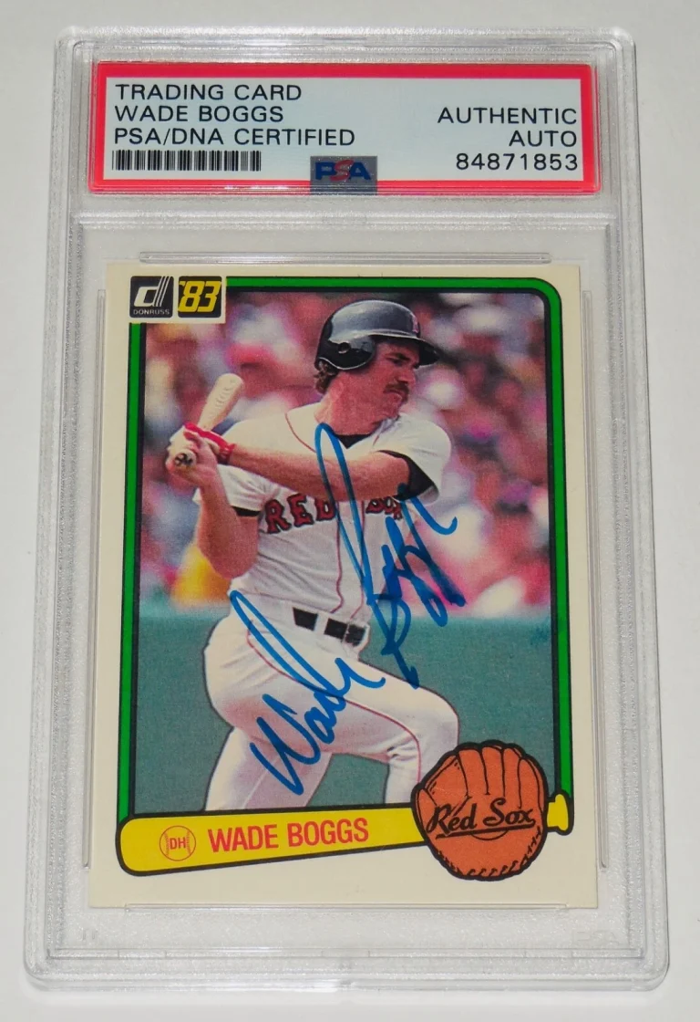 WADE BOGGS AUTOGRAPHED 1983 DONRUSS #586 ROOKIE CARD - PSA DNA!