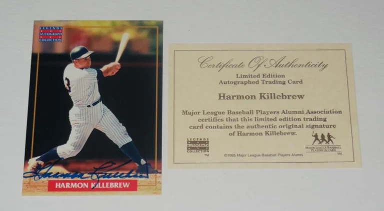 HARMON KILLEBREW AUTOGRAPHED 1996 LEGENDS COLLECTION CARD (TWINS) - MLBPA COA!