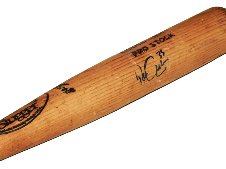 RON GARDENHIRE AUTOGRAPHED BAT (MINNESOTA TWINS) - Spring Training Used Bat!