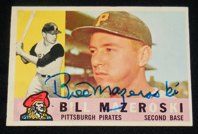 BILL MAZEROSKI 1960 TOPPS AUTOGRAPHED BASEBALL CARD (PITTSBURGH PIRATES)