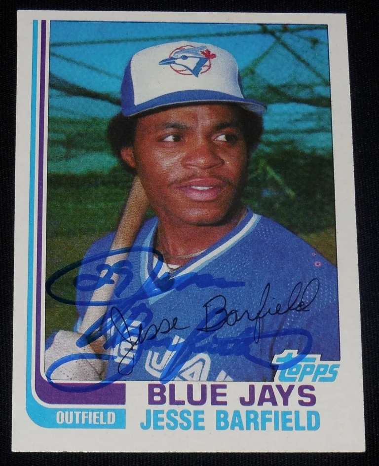 JESSE BARFIELD AUTOGRAPHED 1982 TOPPS TRADED #2T ROOKIE CARD (BLUE JAYS) W/ COA!
