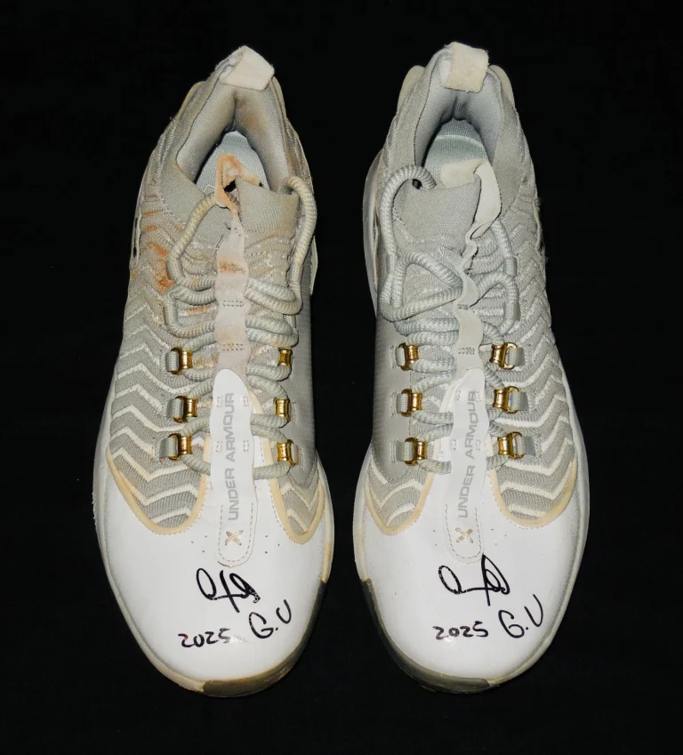 ANDY PAGES AUTOGRAPHED 2025 GAME USED BASEBALL CLEATS (DODGERS) - BECKETT COA's!