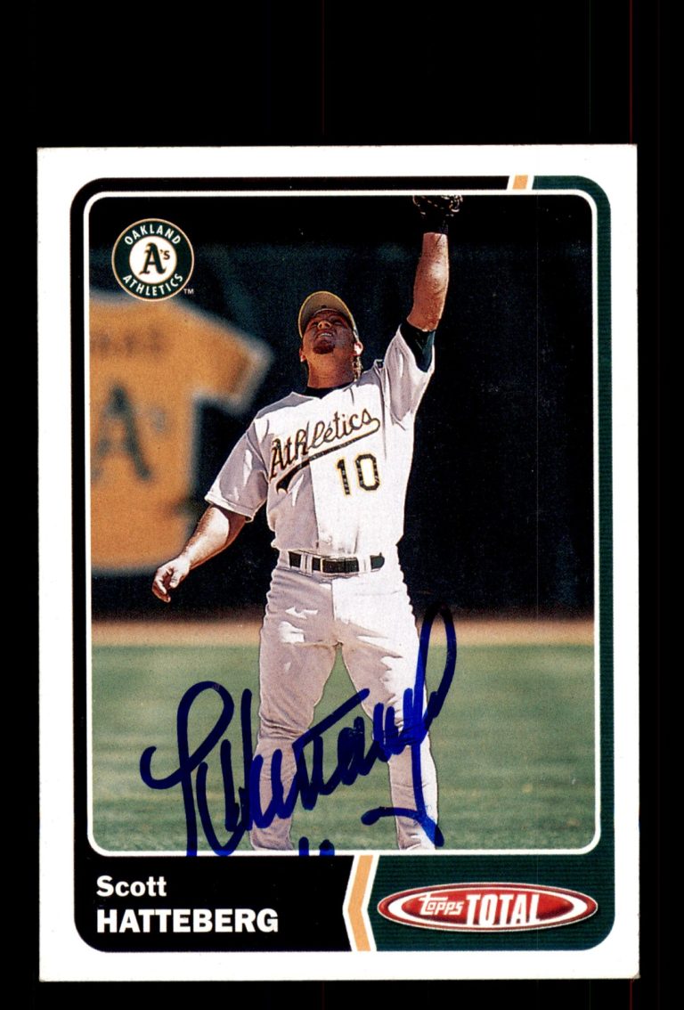 Signed Baseball Card Auto Scott Hatteberg 2003 Topps Total #208 Oakland A's