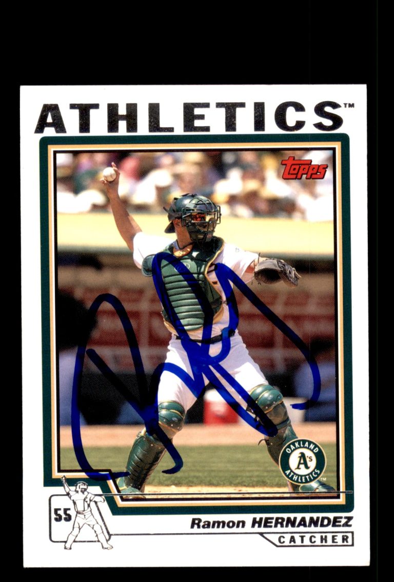 Signed Baseball Card Auto Ramon Hernandez 2004 Topps #34 Oakland Athletics