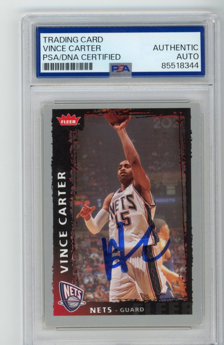 Signed Basketball Card Auto Vince Carter 2008-09 Fleer #62 Nets PSA/DNA