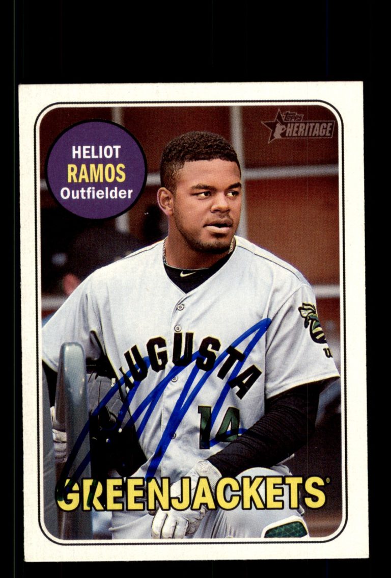 Signed Baseball Card Auto Heliot Ramos 2018 Topps Heritage Minor League #135