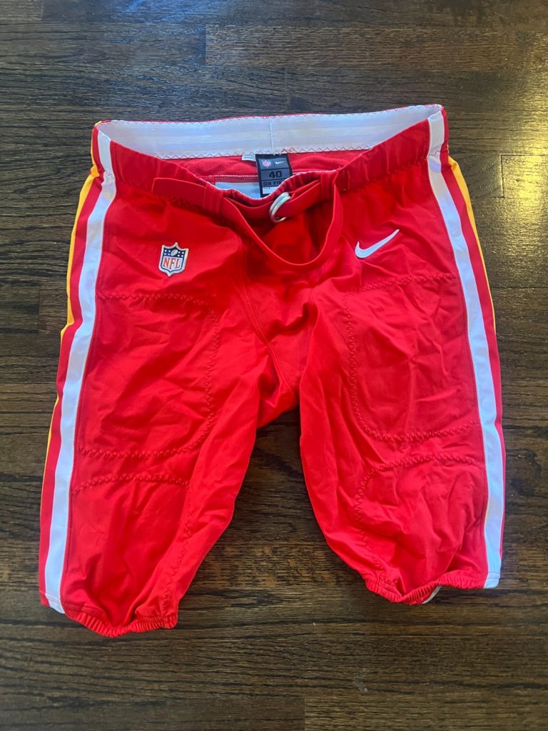 2020 GAME ISSUED KANSAS CITY CHIEFS FOOTBALL PANTS * NOT USED * RED SIZE 40