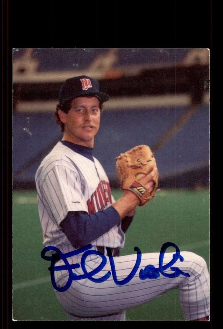 Signed Baseball Card Auto Frank Viola 1987 BRF Minnesota Twins