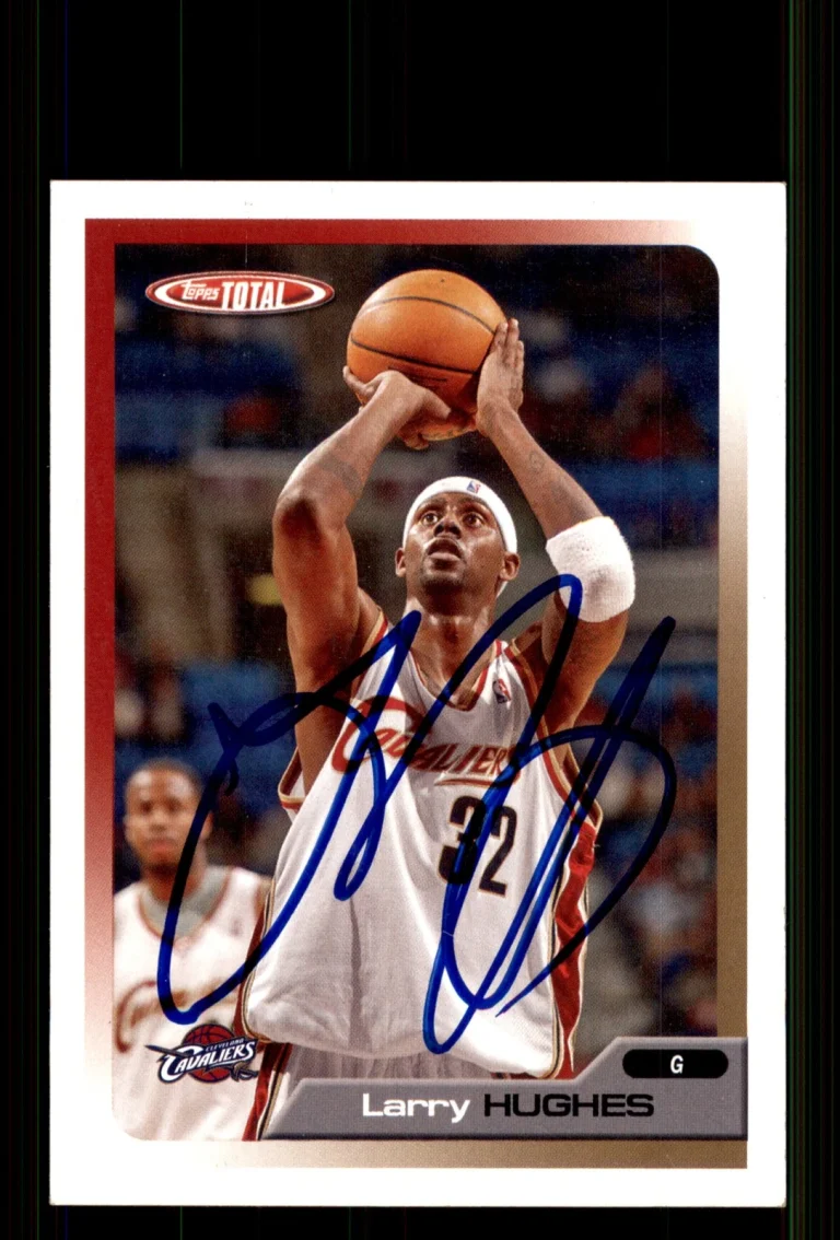Signed Basketball Card Auto Larry Hughes 2005-06 Topps Total #251 Cavaliers