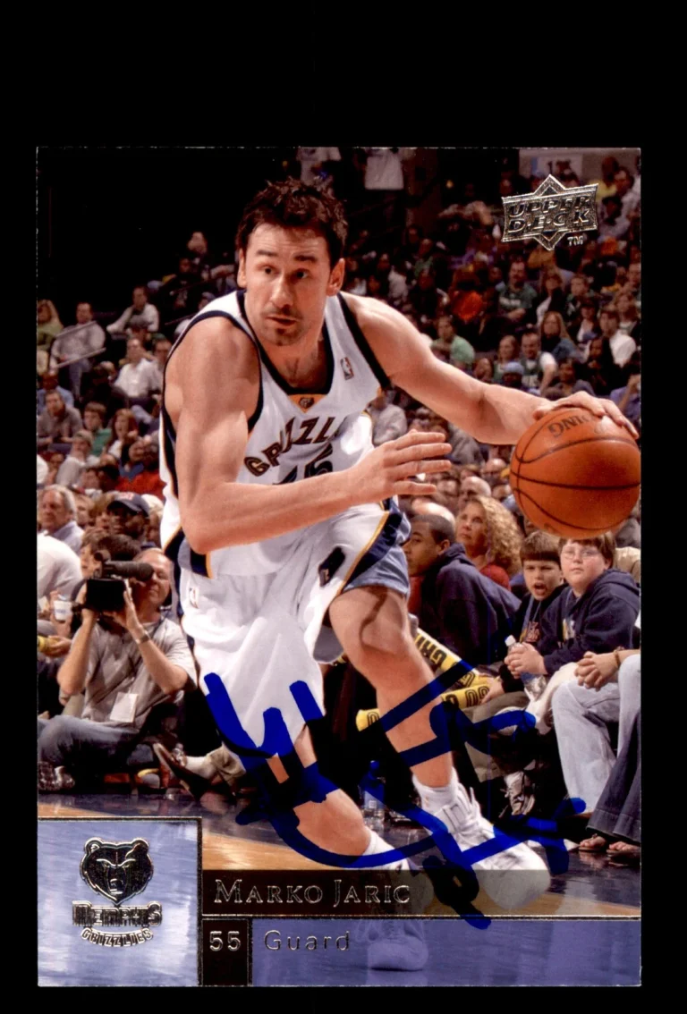 Signed Basketball Card Auto Marko Jaric 2009-10 Upper Deck #91 Memphis Grizzlies