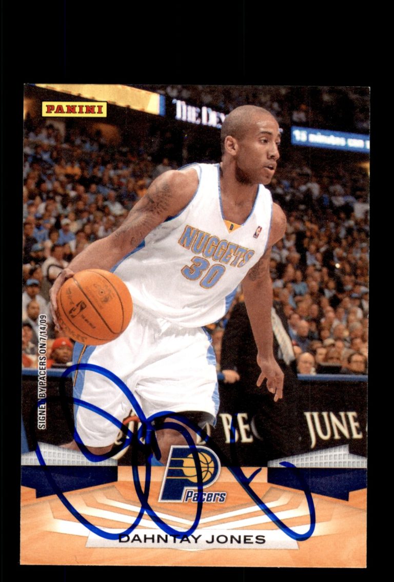 Signed Basketball Card Auto Dahntay Jones 2009-10 Panini #93 Indiana Pacers