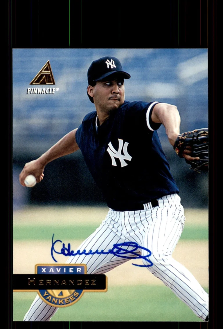 Signed Baseball Card Auto Xavier Hernandez 1994 Pinnacle #471 New York Yankees