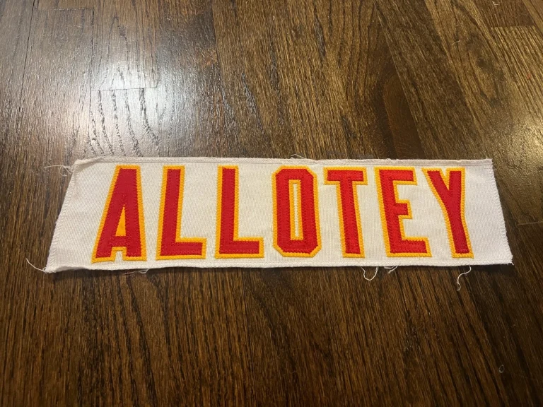 KANSAS CITY CHIEFS GAME USED ? TEAM ISSUED JERSEY NAMEPLATE NFL  VICTOR ALLOTEY