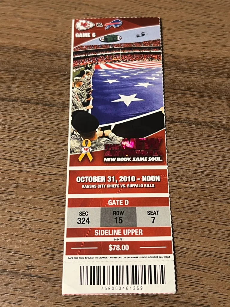 FOOTBALL TICKET STUB ARROWHEAD KANSAS CITY CHIEFS BUFFALO BILLS 10/31 2010