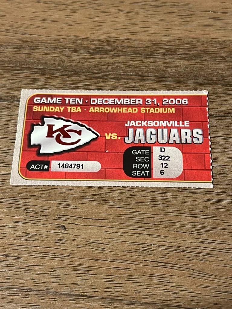 FOOTBALL TICKET STUB KANSAS CITY CHIEFS JACKSONVILLE JAGUARS 12/31 2006