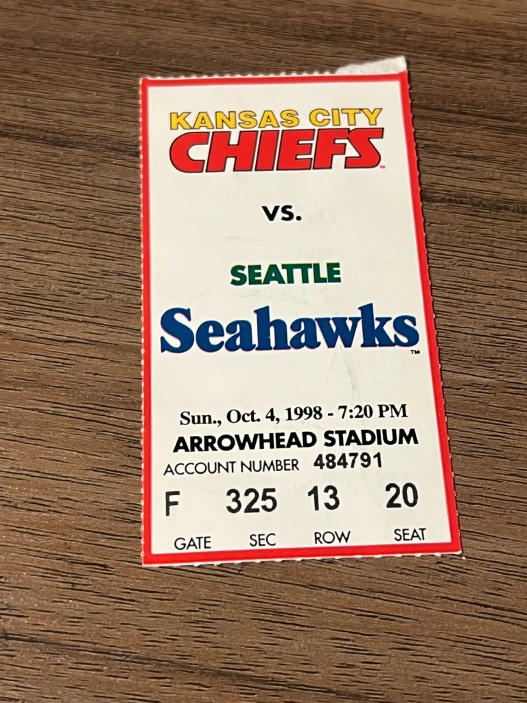FOOTBALL TICKET STUB ARROWHEAD KANSAS CITY CHIEFS SEATTLE SEAHAWKS 10/4 1998