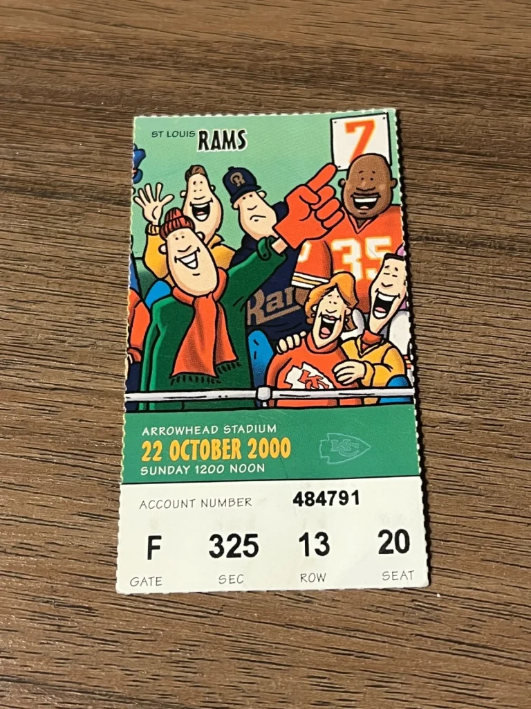 FOOTBALL TICKET STUB ARROWHEAD KANSAS CITY CHIEFS ST LOUIS RAMS 10/22 2000