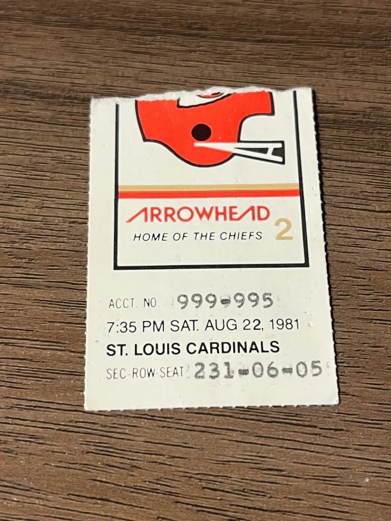 FOOTBALL TICKET STUB ARROWHEAD KANSAS CITY CHIEFS ST LOUIS CARDINALS 8/22 1981