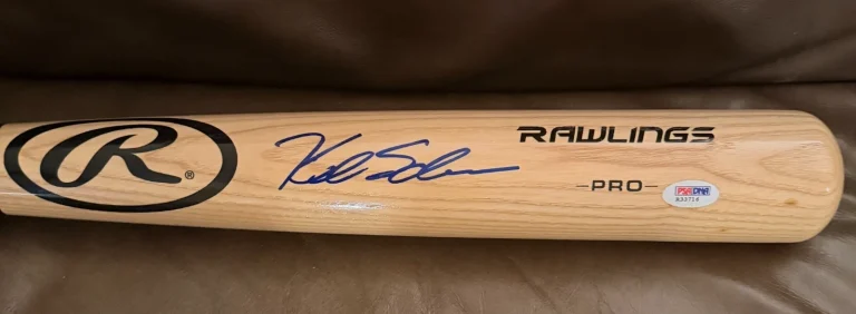 KYLE SCHWARBER PHILLIES SIGNED RAWLINGS BAT PSA AUTH