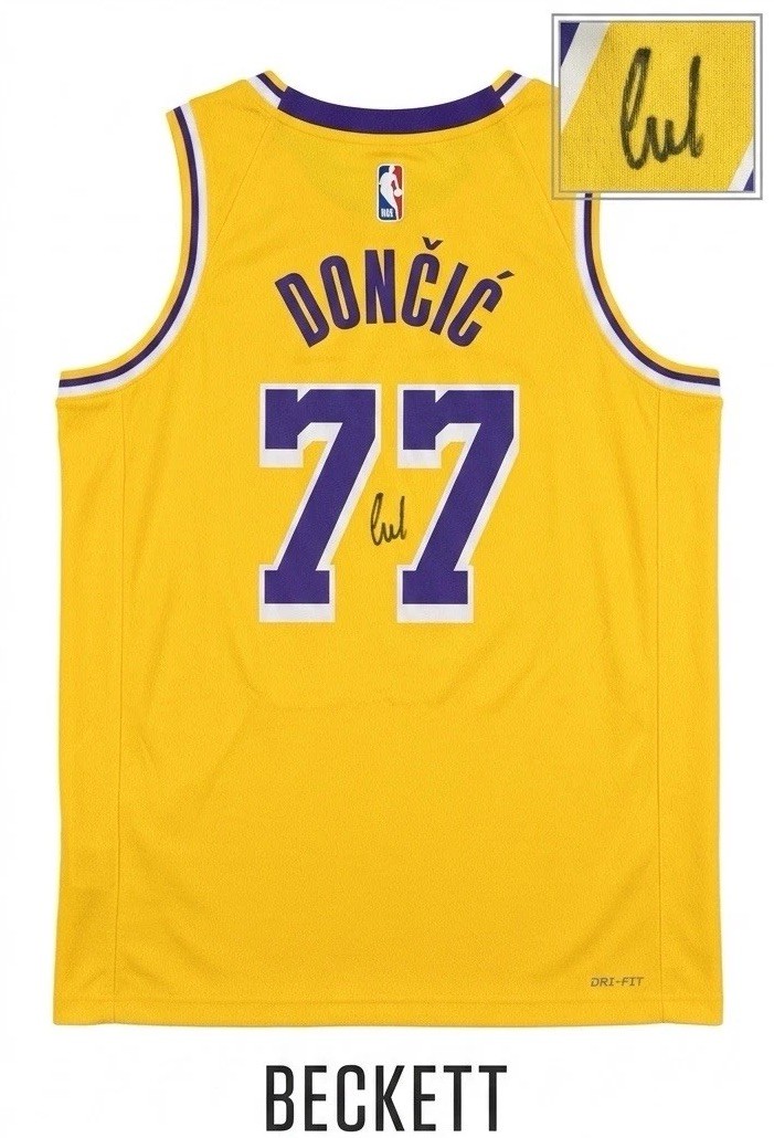 Luka Doncic Signed Jersey Beckett Authentic Autograph Los Angeles Lakers Small