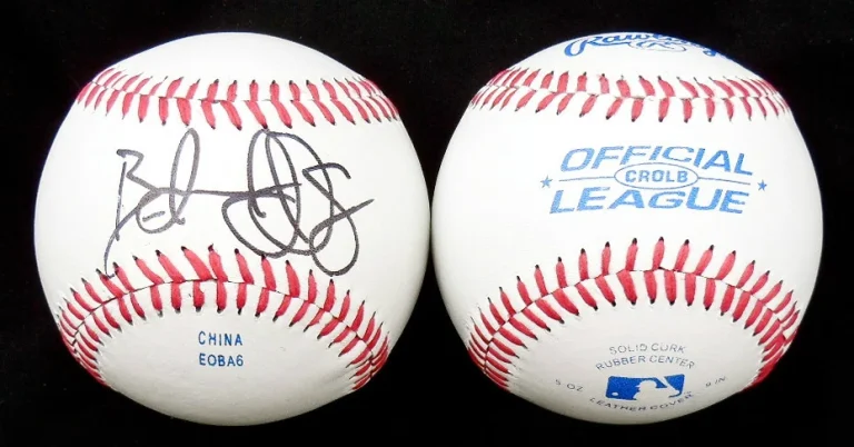 BRAXTON DAVIDSON AUTOGRAPHED BASEBALL (BRAVES) W/ PROOF!