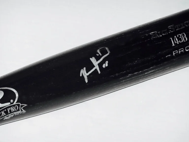 RYAN KALISH AUTOGRAPHED BAT (BOSTON RED SOX) - Spring Training Used Bat!