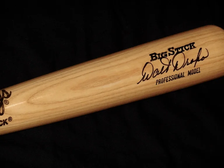 WALT DROPO AUTOGRAPHED RAWLINGS BAT (BOSTON RED SOX) - W/ COA! - 1950 AL ROY!