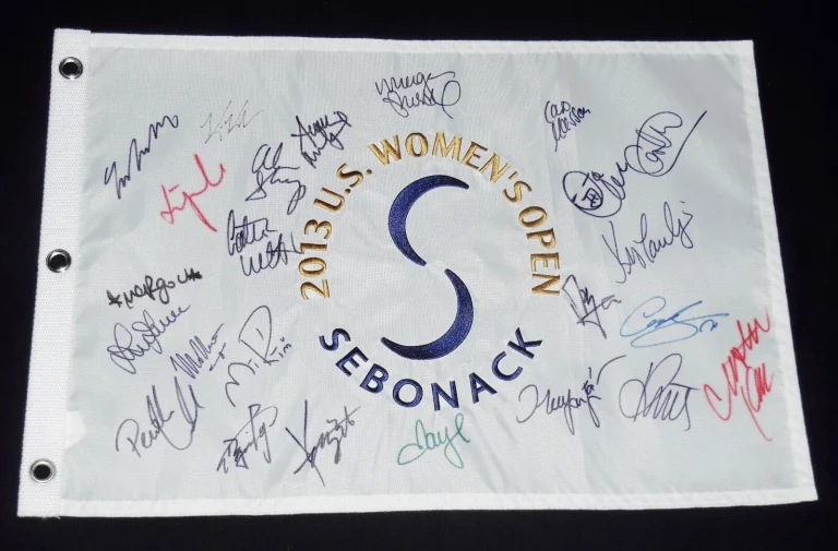 2013 US WOMENS OPEN AUTOGRAPHED GOLF FLAG - Nordqvist, Kim, Pressel, Kerr, Yang,