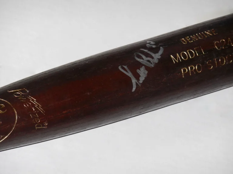 SCOTT BAKER AUTOGRAPHED BAT (MINNESOTA TWINS) - Spring Training Used Bat!