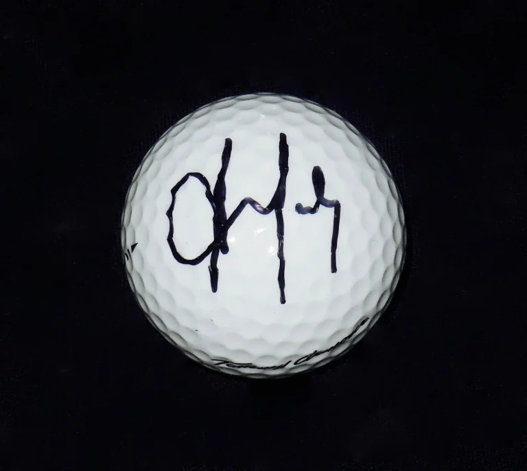 AARON BADDELEY AUTOGRAPHED GOLF BALL (PGA) W/ COA!