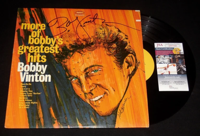 BOBBY VINTON AUTOGRAPHED RECORD ALBUM (GREATEST HITS) - JSA COA!