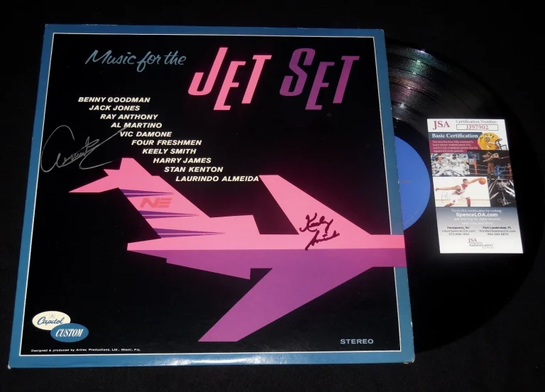 AL MARTINO & KEELY SMITH AUTOGRAPHED RECORD ALBUM (JET SET) - JSA COA!