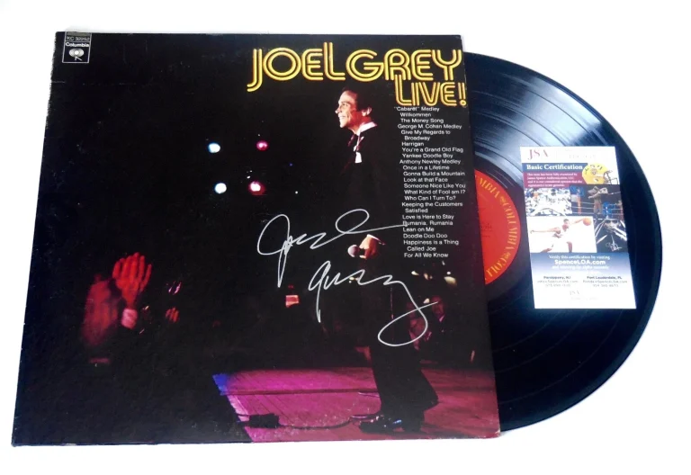 JOEL GREY AUTOGRAPHED RECORD ALBUM (JOEL GREY LIVE) - JSA COA!