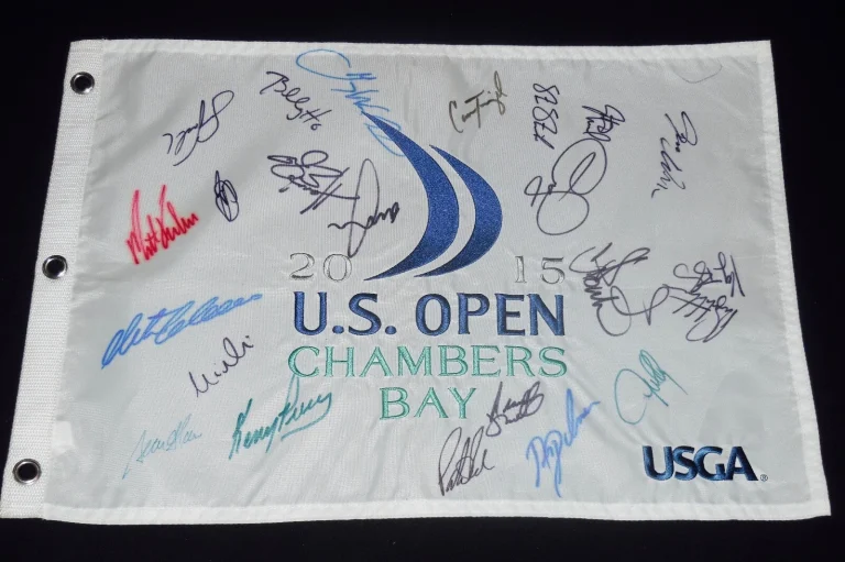 2015 US OPEN AUTOGRAPHED GOLF FLAG (23 SIGS) - Day, Poulter, Kuchar, Reed, Weir