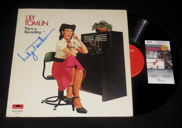 LILY TOMLIN AUTOGRAPHED VINYL RECORD ALBUM (THIS IS A RECORDING) - JSA COA!