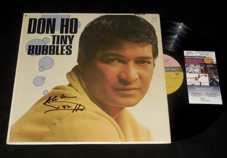 DON HO AUTOGRAPHED VINYL RECORD ALBUM (TINY BUBBLES) - JSA COA!