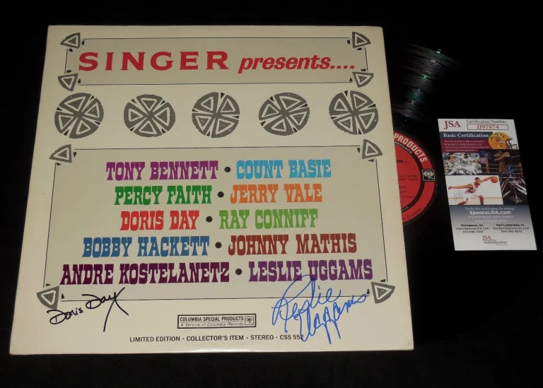 DORIS DAY & LESLIE UGGAMS AUTOGRAPHED RECORD ALBUM (SINGER PRESENTS) - JSA COA!