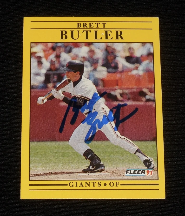 BRETT BUTLER 1991 FLEER AUTOGRAPHED BASEBALL CARD (SAN FRANCISCO GIANTS)