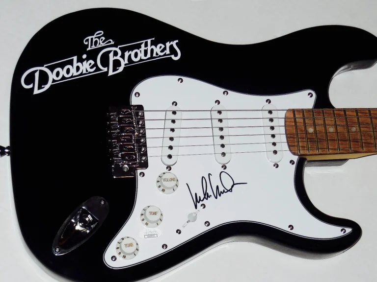 MICHAEL MCDONALD AUTOGRAPHED GUITAR (THE DOOBIE BROTHERS) - JSA STICKER ONLY!