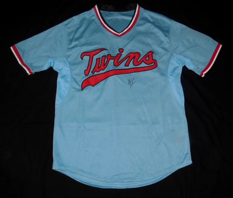 JOE MAUER AUTOGRAPHED CUSTOM JERSEY (MINNESOTA TWINS) - 2009 AL MVP!