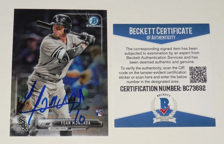 YOAN MONCADA AUTOGRAPHED 2017 BOWMAN CHROME ROOKIE BASEBALL CARD (BECKETT COA)
