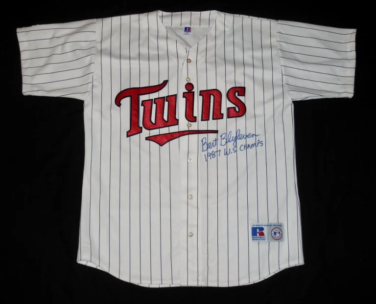 BERT BLYLEVEN AUTOGRAPHED JERSEY (MINNESOTA TWINS) - 1987 W.S. Champion!