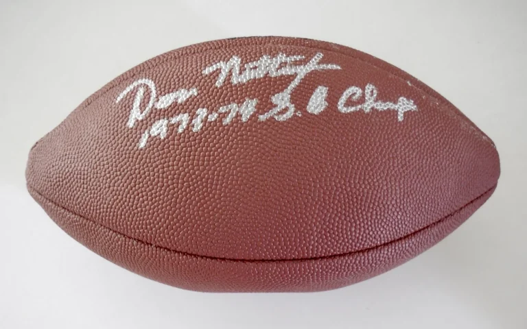DON NOTTINGHAM AUTOGRAPHED JUNIOR SIZED WILSON FOOTBALL (DOLPHINS) - No Hold Air